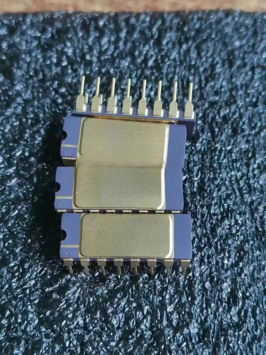 Original Aad2S44-Tm10B Professional Military Industrial Grade Ic Adi/Adeno